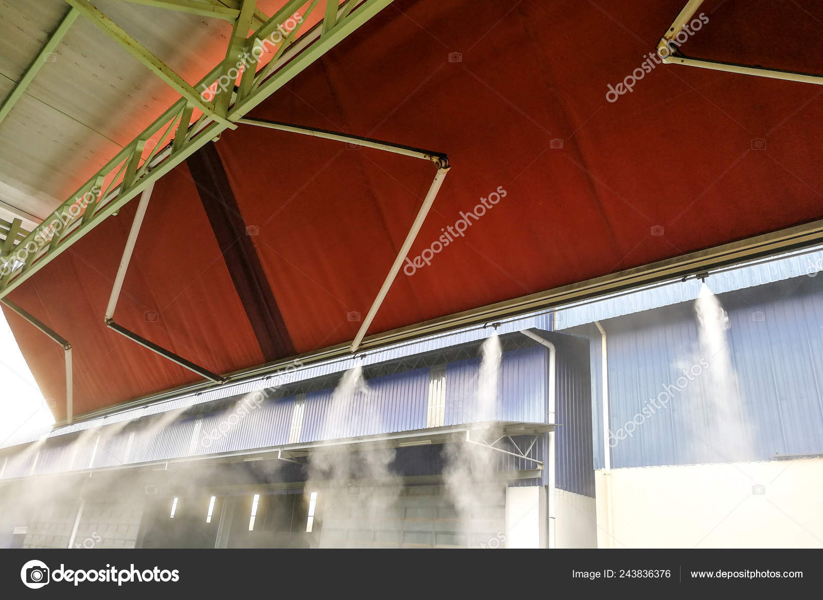 Water Mist Cooling System Lowers Ambient Temperature Restaurant Hot