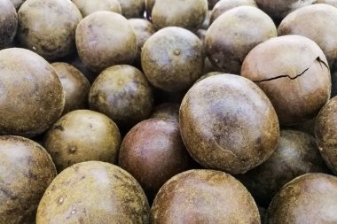 Kurutulmuş luo yığını han guo veya keşiş meyve