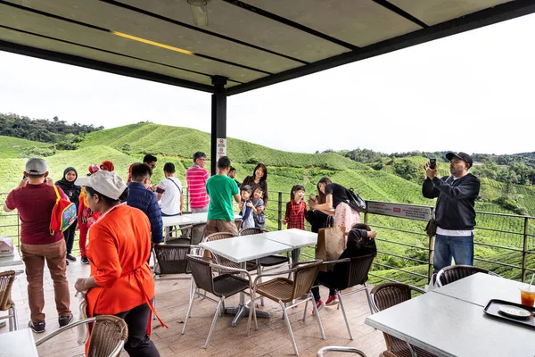 Cameron Highlands, Malaysia, April 6, 2019: besökare matsal och — Stockfoto