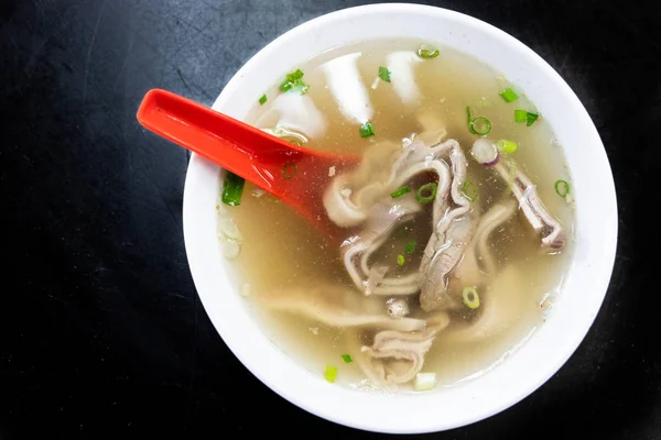 Soupe de poivre d'estomac de porc, nourriture délicate parmi les Chinois — Photo