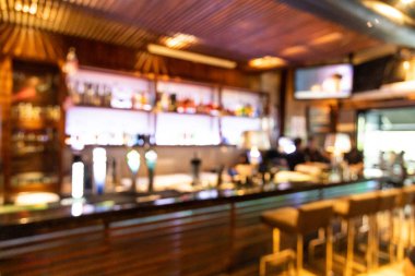 Pub bar sayacı sarhoş kişinin bulanık perspektif vizyonu