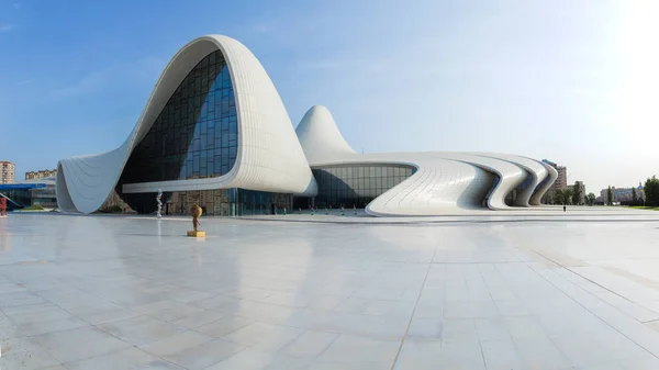 Heydar Aliyev Center Baku Azebaijan Mai 2015 — Stockfoto