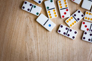 Ahşap arka plan Fayanslarda Domino