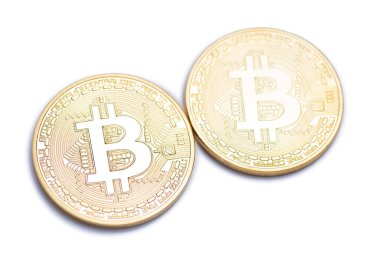 Altın bitcoin beyaz izole