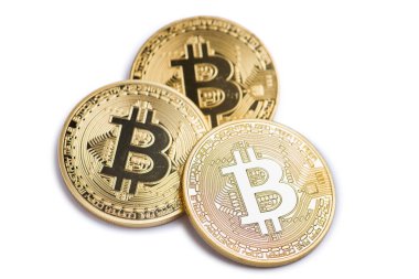 Altın bitcoin beyaz izole