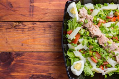 lezzetli balık salatası