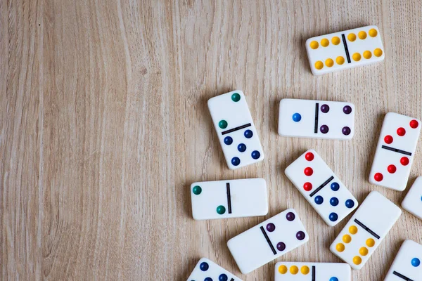 Ahşap arka plan Fayanslarda Domino