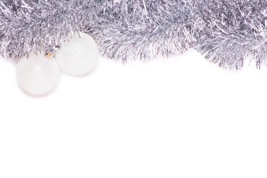 Yılbaşı aranjman çerçeve, beyaz top beyaz izole