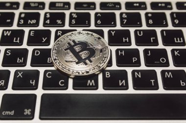 Notebook klavye gümüş bitcoin 