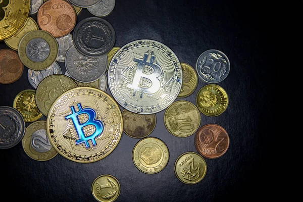  Bitcoin para arka plan üzerinde Kapat