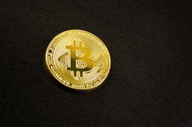  zemin üzerine altın bitcoin