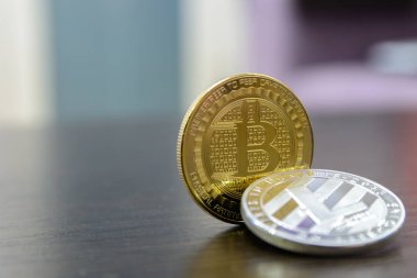  Gümüş litecoin ile altın bitcoin