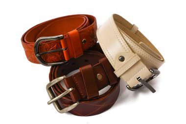 Beyaz arka plan üzerinde birkaç kemer