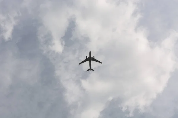 Flyvemaskine Himlen - Stock-foto