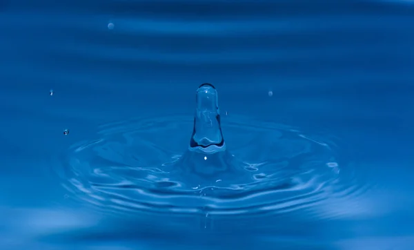 Druppels Blauw Water — Stockfoto