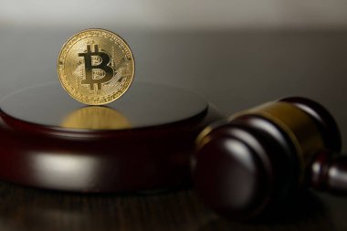  Bitcoin para arka plan üzerinde Kapat