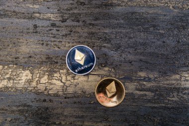  Bitcoins para arka plan üzerinde