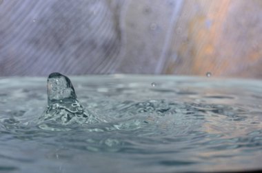 Splash arka plan üzerinde temiz su