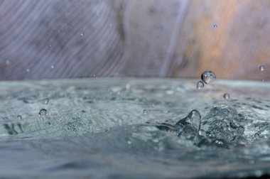 Splash arka plan üzerinde temiz su