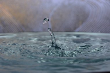 Splash arka plan üzerinde temiz su