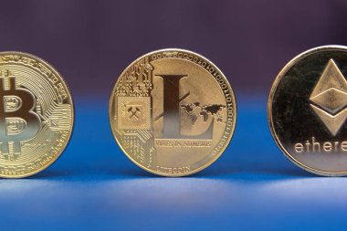  Kripto Döviz Alım bitcoin litecoin ve ethereum mavi zemin üzerine