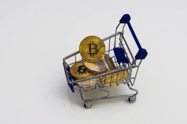 Bitcoins ve izole kripto diğer para birimi ile arabası alışveriş