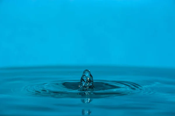 Druppel Schoon Blauw Water — Stockfoto