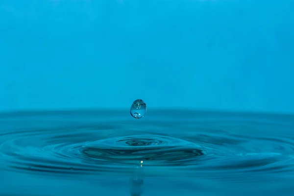 Druppel Schoon Blauw Water — Stockfoto