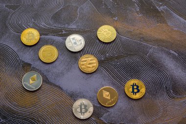  zemin üzerine altın bitcoin