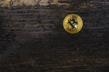  zemin üzerine altın bitcoin