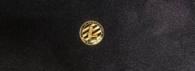  zemin üzerine altın bitcoin