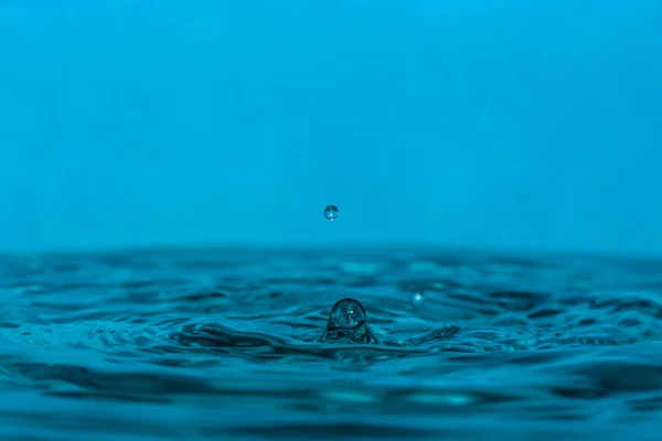 Gota Agua Azul Limpia —  Fotos de Stock