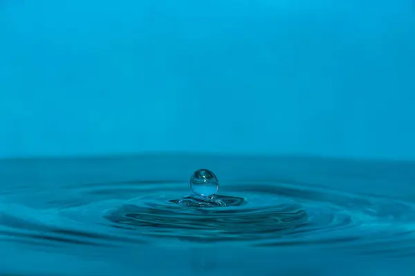 Gota Água Azul Limpa — Fotografia de Stock