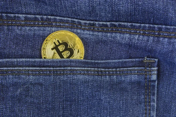 Bitcoin mavi kot pantolon cebinde yatıyor
