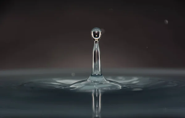 Капли Чистой Воды Заднем Плане — стоковое фото