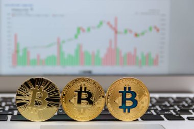  zemin üzerine altın bitcoin