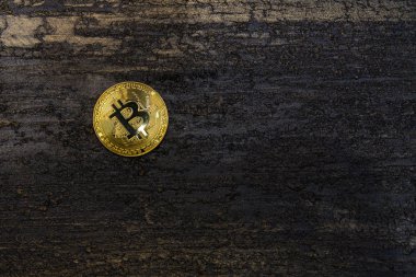  zemin üzerine altın bitcoin