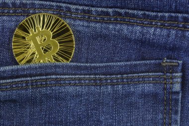 Bitcoin mavi kot pantolon cebinde yatıyor