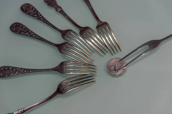Bitcoin Lie Silver Forks — Stock Photo, Image