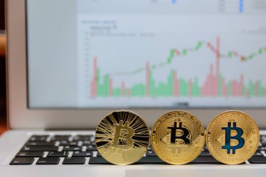  zemin üzerine altın bitcoin