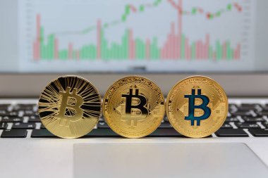  zemin üzerine altın bitcoin