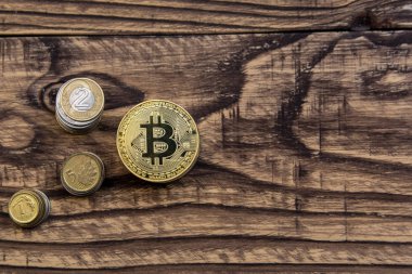  zemin üzerine altın bitcoin