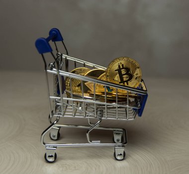  Altın bitcoins ve alışveriş arabası