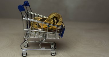  Altın bitcoins ve alışveriş arabası