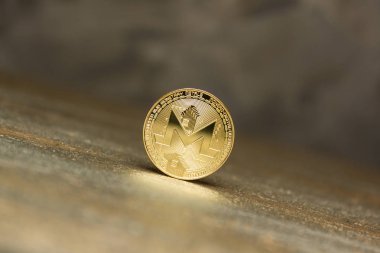  arka plan maded üzerinden dekoratif sıva üzerinde altın monero