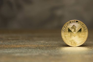  arka plan maded üzerinden dekoratif sıva üzerinde altın monero