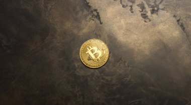  Altın bitcoin yalan arka plan üzerine