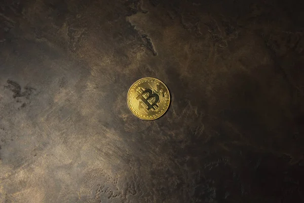 Золотий Bitcoin Брехні Фоні Віці — стокове фото