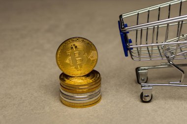  zemin üzerine altın bitcoin