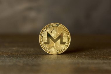 arka plan maded üzerinden dekoratif sıva üzerinde altın monero